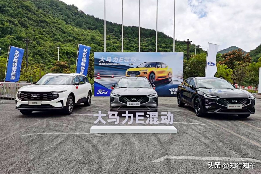 长安运动版_长安运动版轿车最新款univ_长安运动版最新款