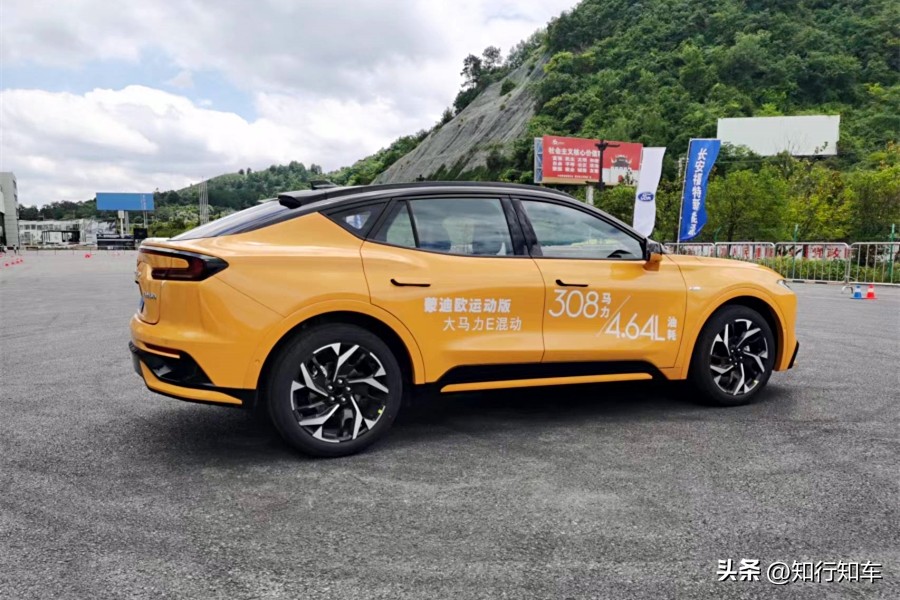 长安运动版最新款_长安运动版轿车最新款univ_长安运动版